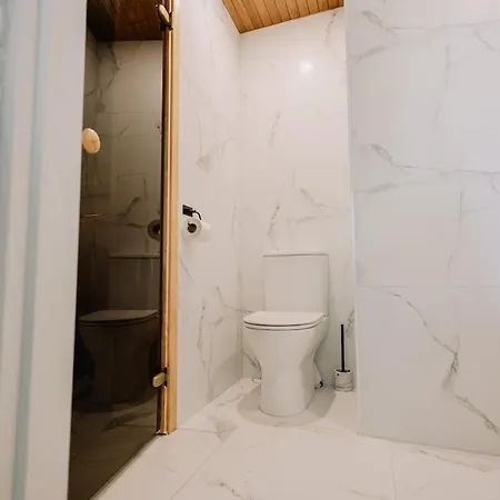 Private Seaside House With Hottub And Sauna 派尔努