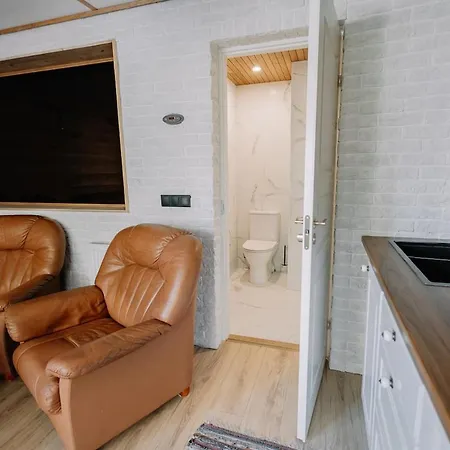 度假居 Private Seaside House With Hottub And Sauna 派尔努