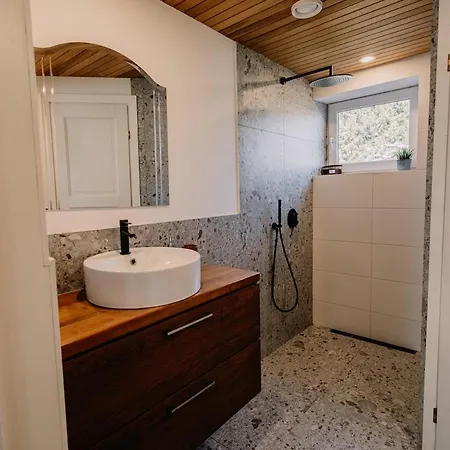 Private Seaside House With Hottub And Sauna 度假居 派尔努